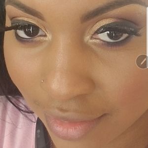 Meet your Posher, Krystal